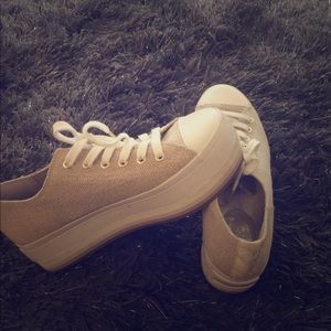 MICHAEL KORS HIgh shoes😎